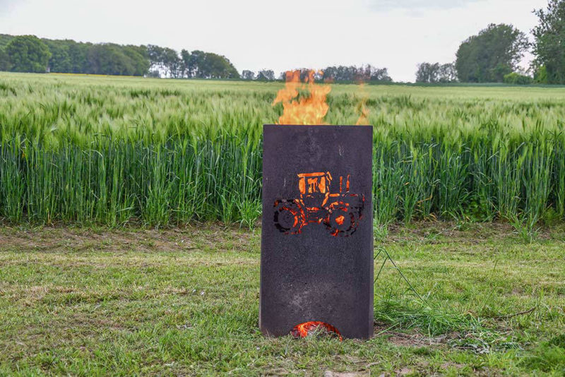 Feuerstelle am Feldrain