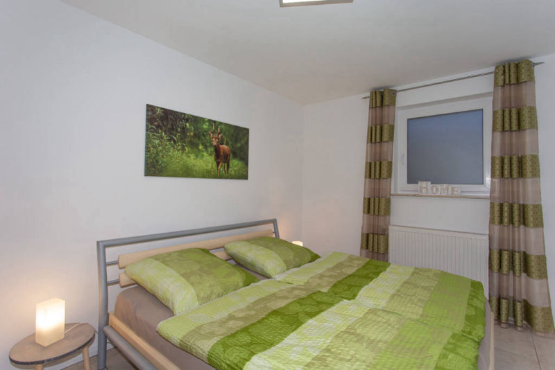 Schlafzimmer 2